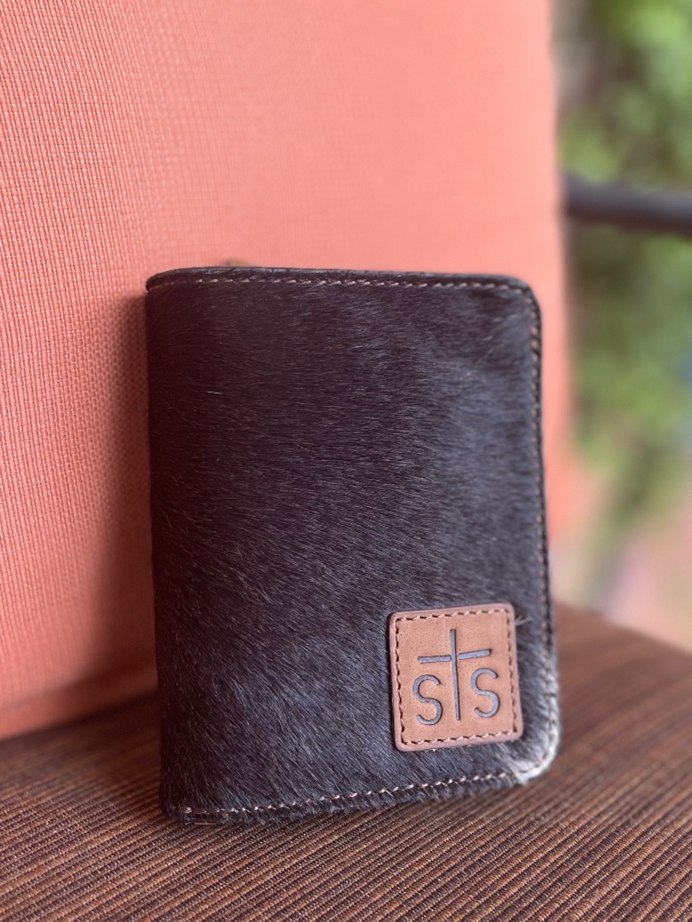 NWOT - Cowhide Soni Wallet